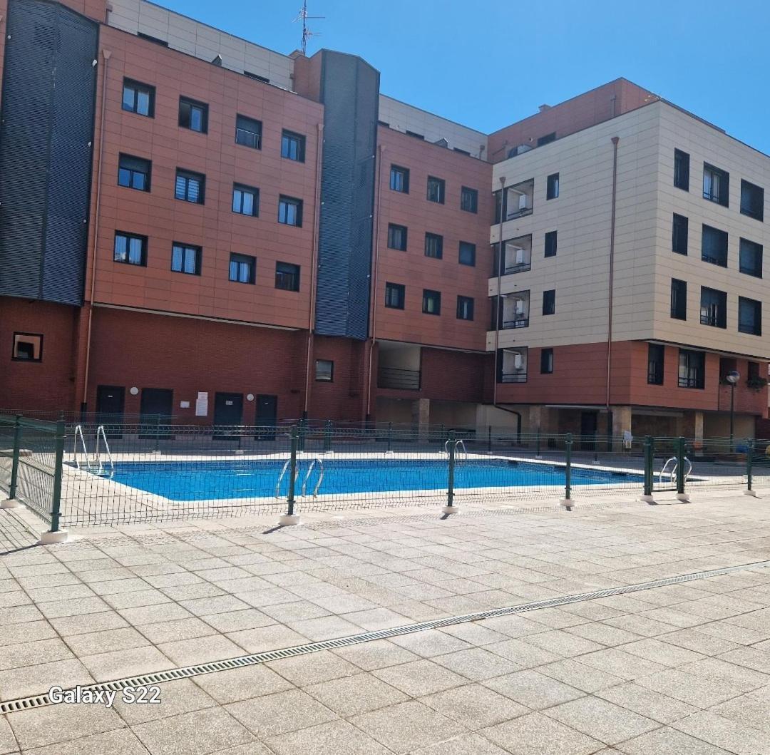 Castro Urdiales Apartment Exterior photo